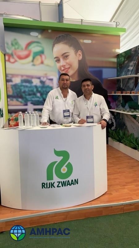 A68B8D43-8F34-4231-9B70-10BA80E0F01B [800x600]