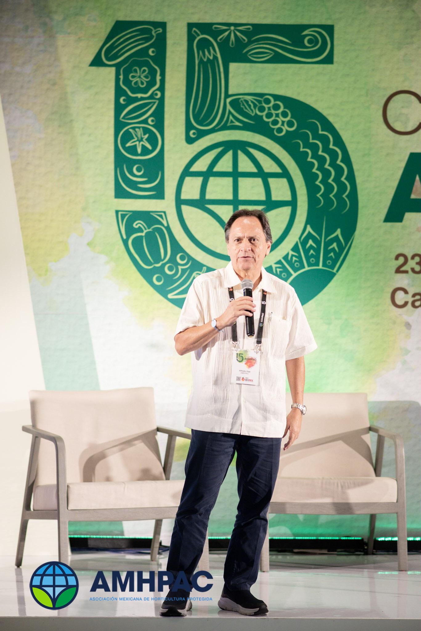 Alfredo Díaz Belmontes, Director General de la AMHPAC